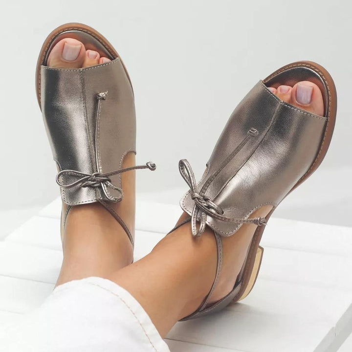 DELACROIX | Sandales Plates en Cuir Nicole