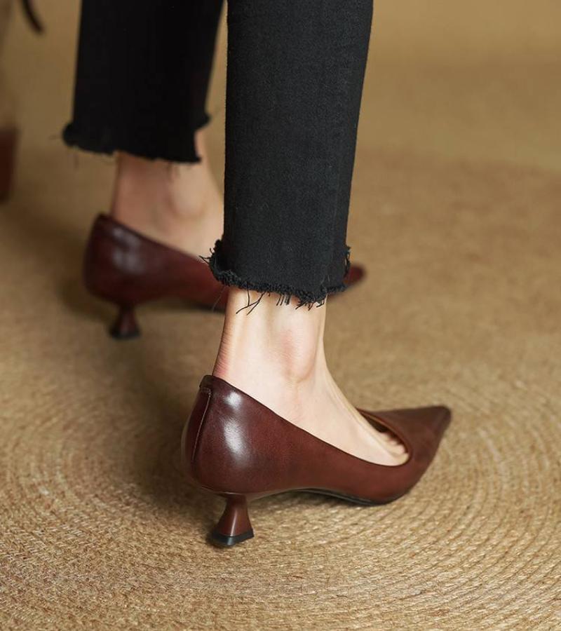 DELACROIX | Escarpins Pointus en Cuir Charlotte
