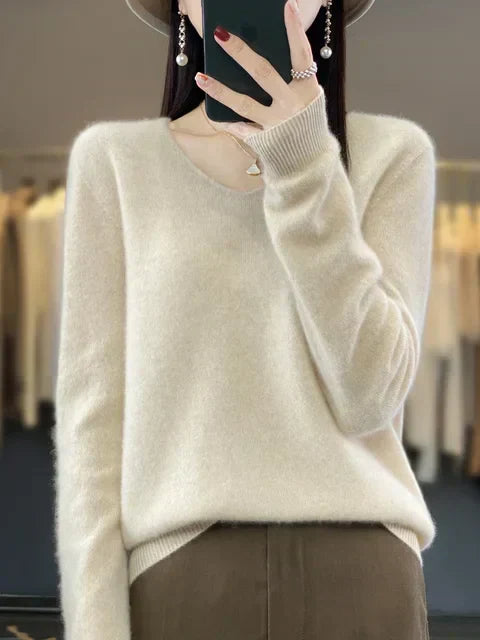 DELACROIX | Pull Col V Maille Douce Martine