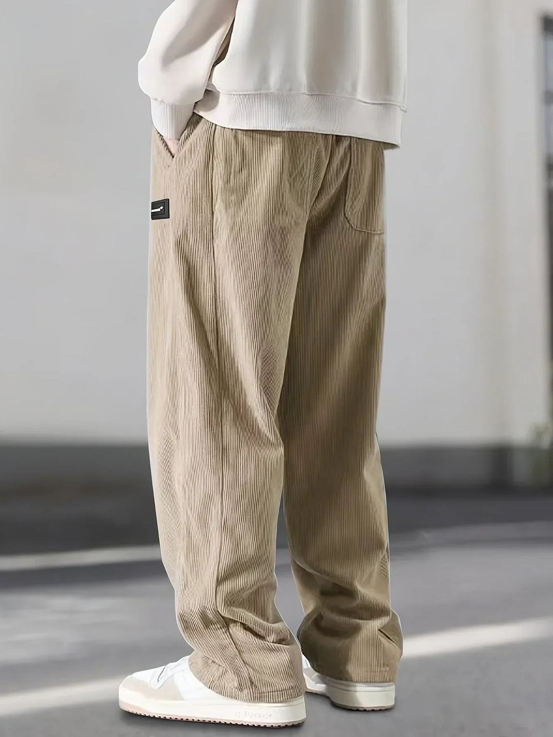 DELACROIX | PANTALON ÉLÉGANT EN VELOURS CÔTELÉ