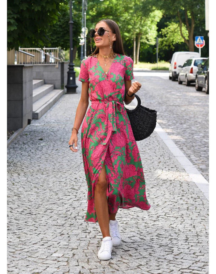 DELACROIX | Robe Fleurie de Sophistication