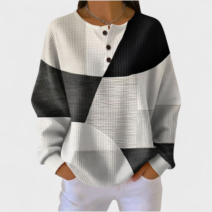 Pull gaufré femme – motif Graphique Noir Blanc