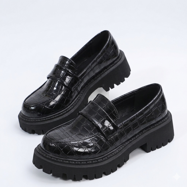 DELACROIX | Mocassins Vernis Semelle Crantée Florence